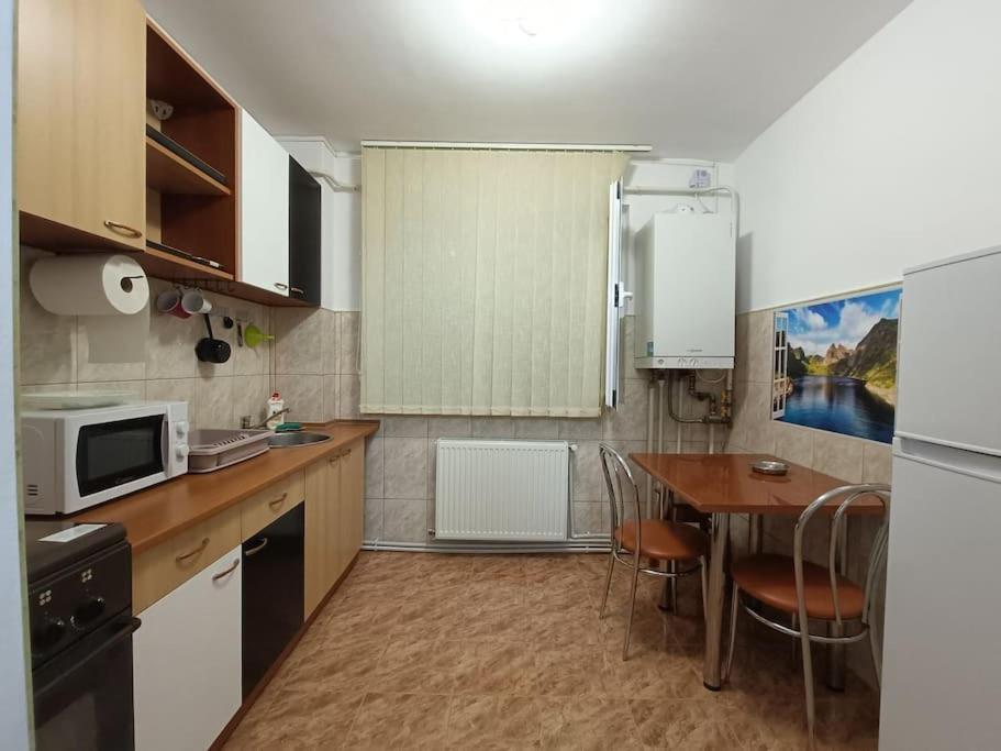 Apartament Alis2011 Buzău Exteriör bild